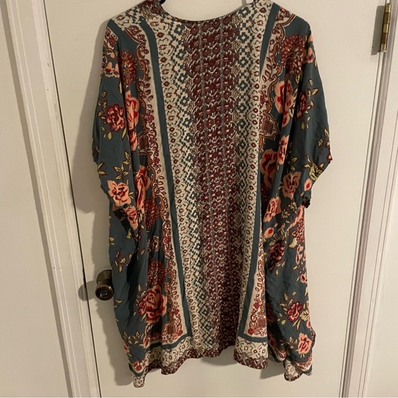 Green Floral Multicolor Kimono - Picture 5 of 5